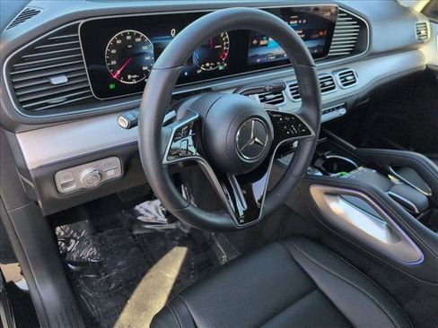 Used 2024 Mercedes-Benz GLE 450e 4MATIC image 10