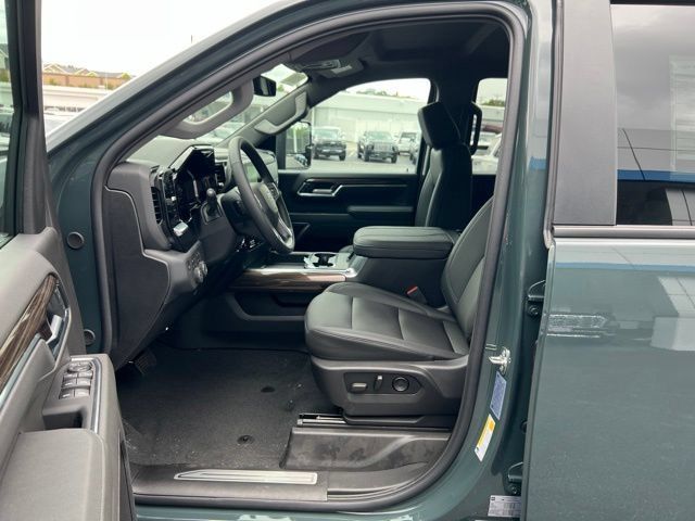 New 2026 Chevrolet Silverado 2500 LT w/ Trail Boss Package AWD/4WD image 15