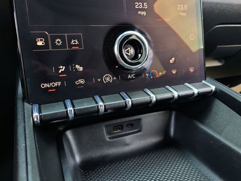 Used 2025 GMC Terrain Elevation FWD image 24