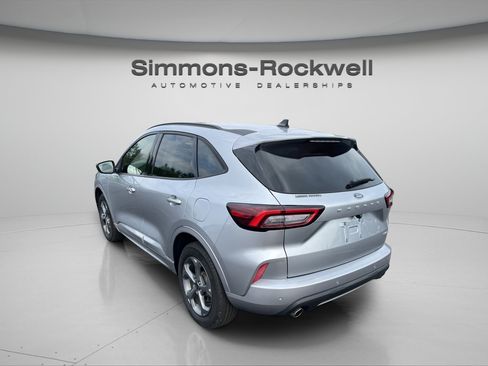 Used 2024 Ford Escape ST-Line w/ Tech Pack #1 AWD/4WD image 3