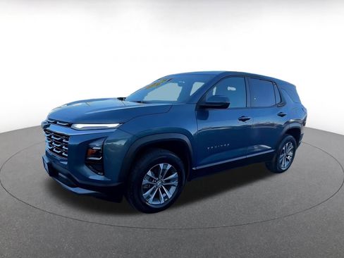 Used 2025 Chevrolet Equinox LT image 8