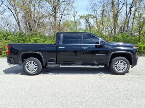 Used 2022 Chevrolet Silverado 2500 High Country w/ Safety Package II AWD/4WD image 28