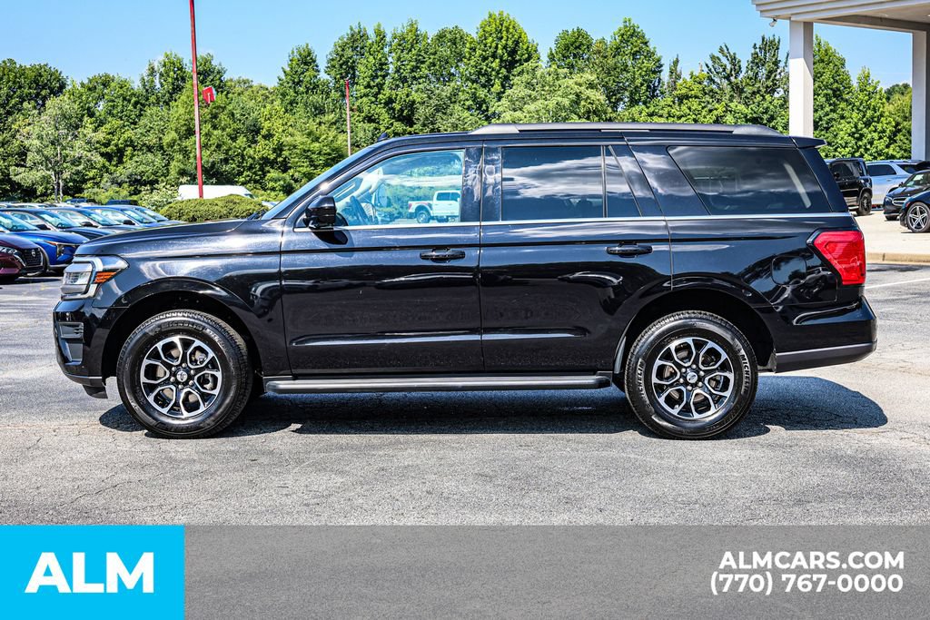 Used 2024 Ford Expedition XLT RWD image 8