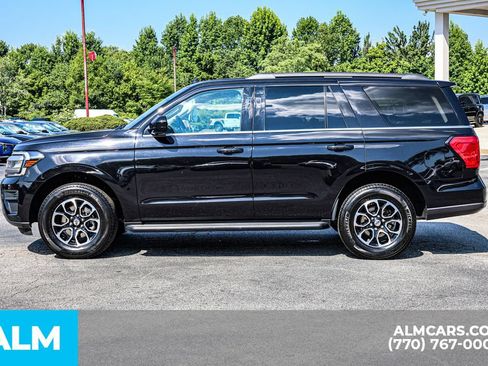 Used 2024 Ford Expedition XLT RWD image 8