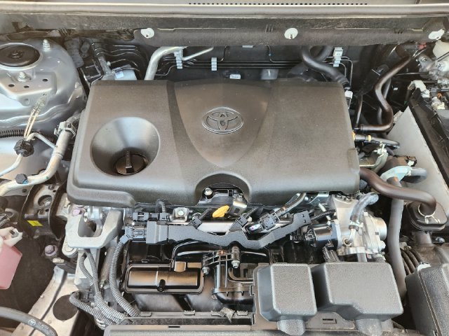 Used 2024 Toyota RAV4 LE FWD image 21