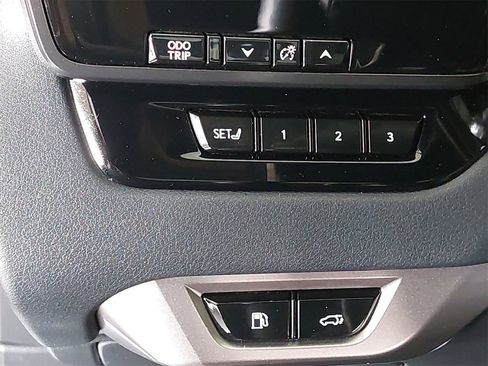 Used 2023 Lexus RX 350 Premium image 28