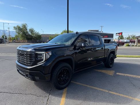 Used 2022 GMC Sierra 1500 Denali Ultimate AWD/4WD image 4