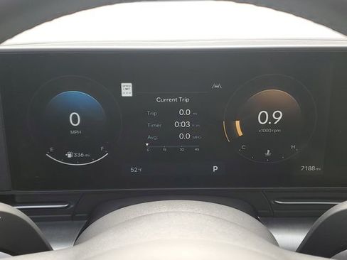 Used 2025 Hyundai Kona Limited image 25