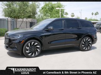 Used 2025 Lincoln Nautilus Reserve video 1