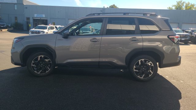New 2026 Subaru Forester Touring AWD/4WD image 4