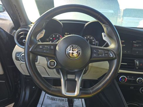 Used 2021 Alfa Romeo Giulia Sprint w/ Performance Package image 9