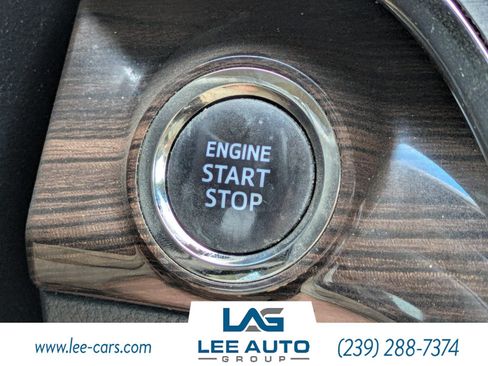 Used 2014 Toyota Avalon XLE FWD image 25