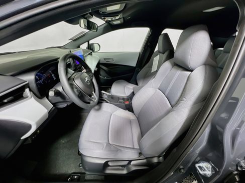 Used 2026 Toyota Corolla SE FWD image 14