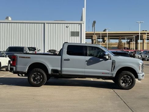 Used 2024 Ford F250 Platinum w/ Tremor Off-Road Package AWD/4WD image 3