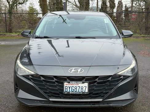 Used 2021 Hyundai Elantra SEL w/ Preferred Accessory Package image 8