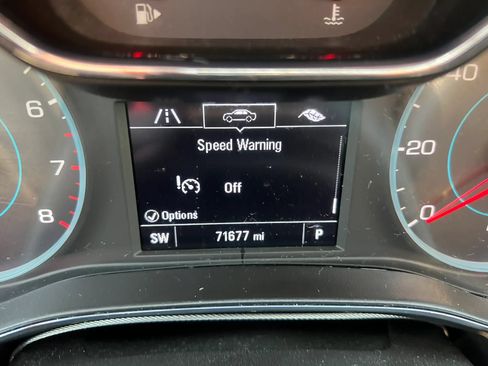 Used 2019 Chevrolet Cruze LT w/ LT True North Edition FWD image 17