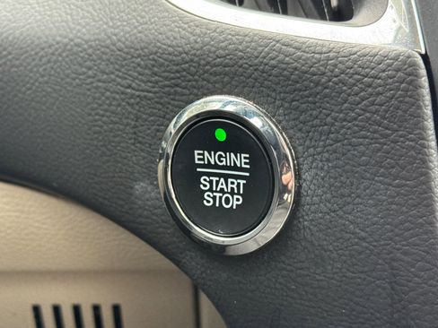 Used 2023 Ford Edge Titanium w/ Equipment Group 301A image 22