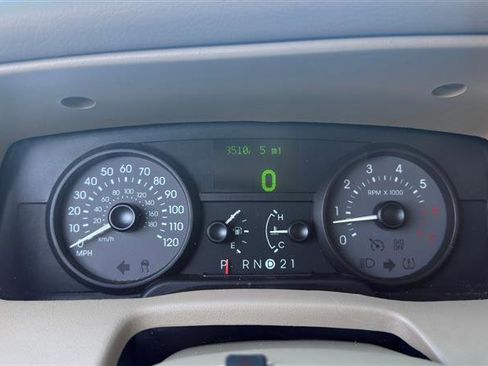 Used 2009 Mercury Grand Marquis LS RWD image 29