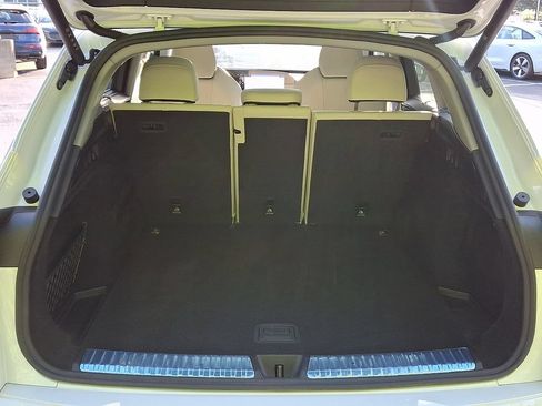 Certified 2025 Audi Q5 Premium Plus w/ Premium Plus AWD/4WD image 30