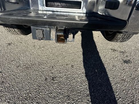 Used 2013 Nissan Titan SL w/ Moonroof Pkg image 13