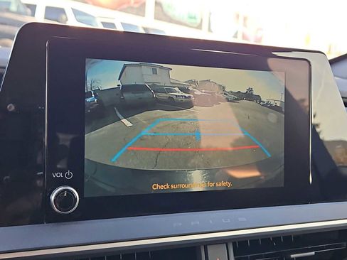 Used 2024 Toyota Prius LE image 27