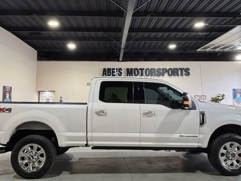 Used 2017 Ford F350 Lariat w/ Lariat Ultimate Package AWD/4WD image 8
