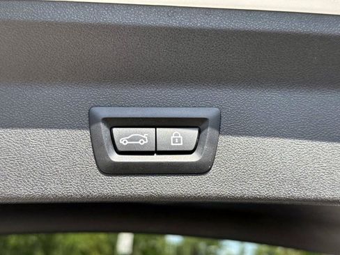Used 2019 BMW X3 sDrive30i w/ Premium Package RWD image 12