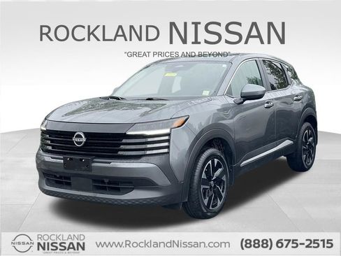Certified 2025 Nissan Kicks SV w/ Illumination Package AWD/4WD image 1