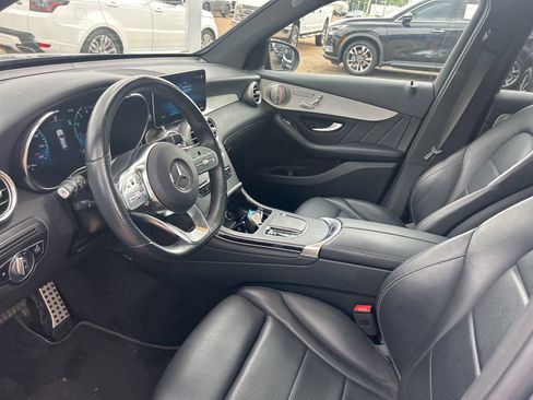 Used 2021 Mercedes-Benz GLC 300 image 37