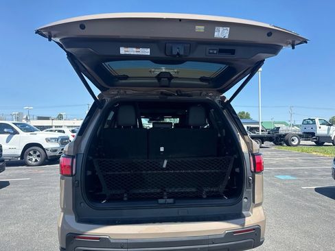 Used 2025 Toyota Sequoia TRD Pro w/ Tow Technology Package AWD/4WD image 6