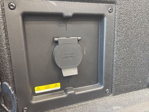 Used 2023 Ford F150 Lariat w/ Equipment Group 502A High image 13