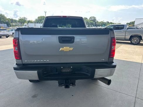Used 2013 Chevrolet Silverado 2500 LT w/ Interior Plus Package AWD/4WD image 10