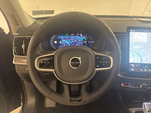New 2026 Volvo XC90 T8 Ultra w/ Protection Package Premier AWD/4WD image 11