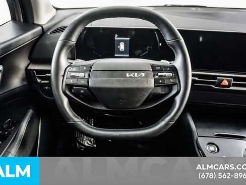 Used 2026 Kia Sportage LX FWD image 25