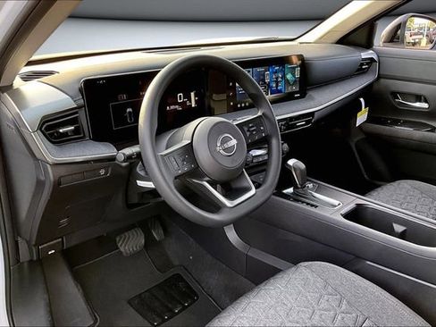 New 2026 Nissan Kicks SV FWD image 7