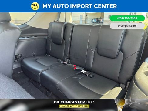 Used 2024 Nissan Armada SV AWD/4WD image 27