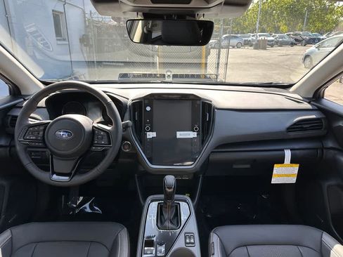 Used 2025 Subaru Crosstrek 2.5i Limited w/ Popular Package #3A AWD/4WD image 10