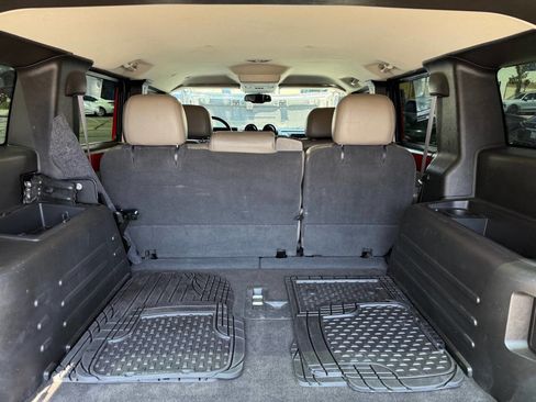 Used 2005 HUMMER H2 image 50