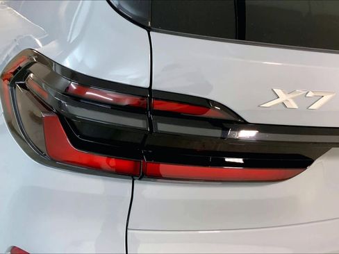 New 2026 BMW X7 xDrive40i w/ M Sport Package image 14