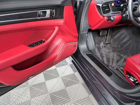 Certified 2021 Porsche Panamera GTS w/ Premium Package AWD/4WD image 8