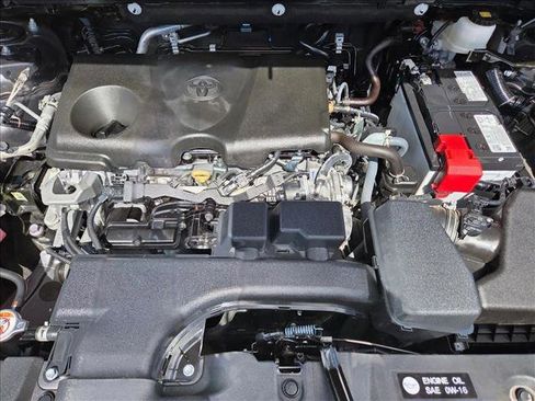 Used 2025 Toyota RAV4 XLE FWD image 21