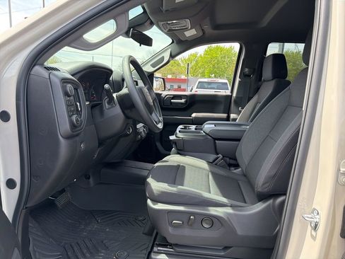 New 2026 Chevrolet Silverado 1500 Custom Trail Boss AWD/4WD image 5