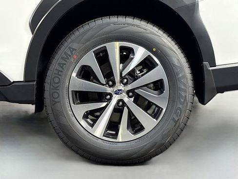 New 2025 Subaru Outback Premium image 31