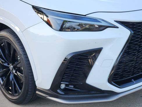 Used 2022 Lexus NX 350 F Sport w/ Towing Package (2000 Lbs) AWD/4WD image 5