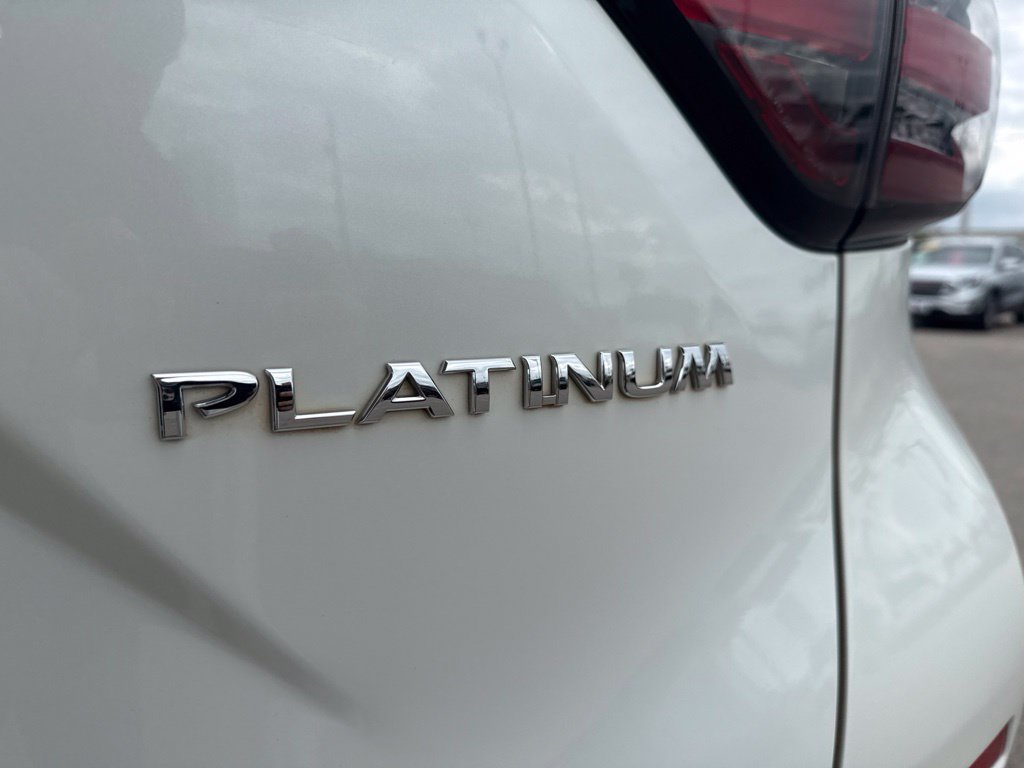 Used 2019 Nissan Murano Platinum w/ Cargo Package FWD image 11