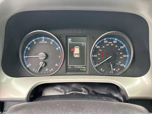 Used 2017 Toyota RAV4 XLE FWD image 26