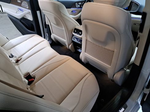 New 2026 Mercedes-Benz GLE 580 4MATIC image 11