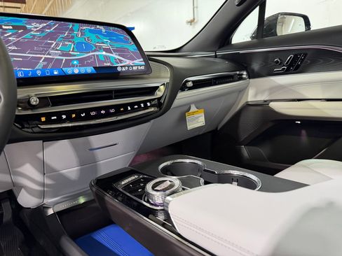 New 2026 Cadillac Lyriq Sport AWD/4WD image 28