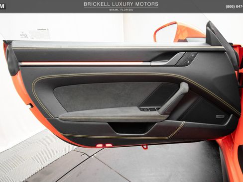 Used 2022 Porsche 911 GT3 RWD image 39