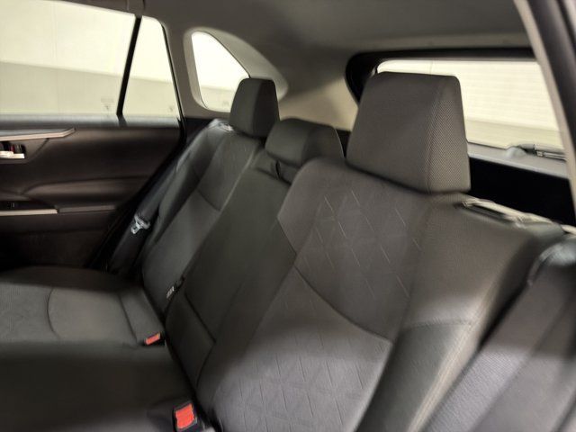 Used 2024 Toyota RAV4 XLE AWD/4WD image 20